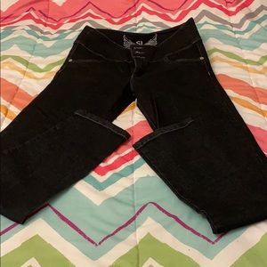 Dark blue jeans no back pockets Brazilian size